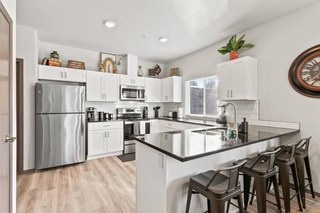 Brand New 2 Bed 2 Bath Near Perry District And Dt Apartment Spokane Exterior photo